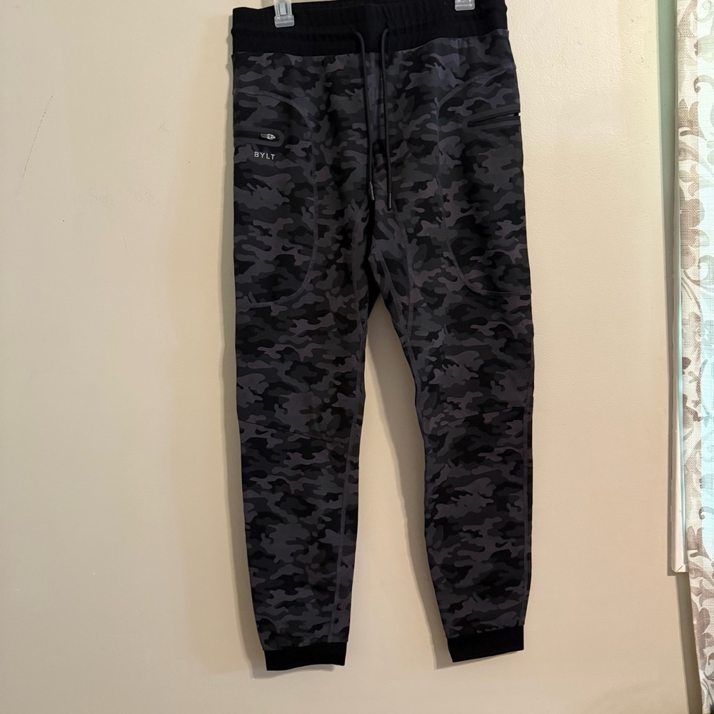 BYLT Mens Elite Jogger Sweatpants Black Gray Camo Size L Active Sporty Gym